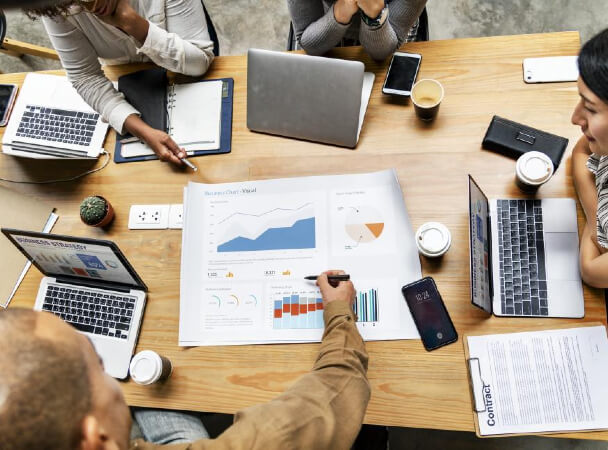 colleagues-in-a-business-meeting colleagues-in-a-business-meeting